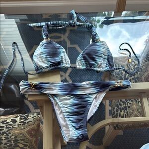 Vix Blue and White Bikini